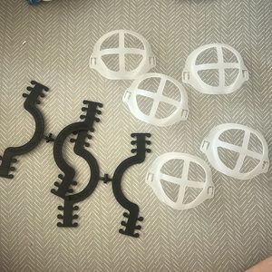 BUNDLE Two mask strap holders and 5 mask 3D face spacers